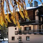 Hotel Alpine Forest & Restaurant