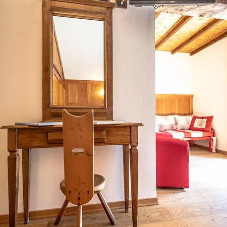 Alpine Forest & Restaurant Champoluc