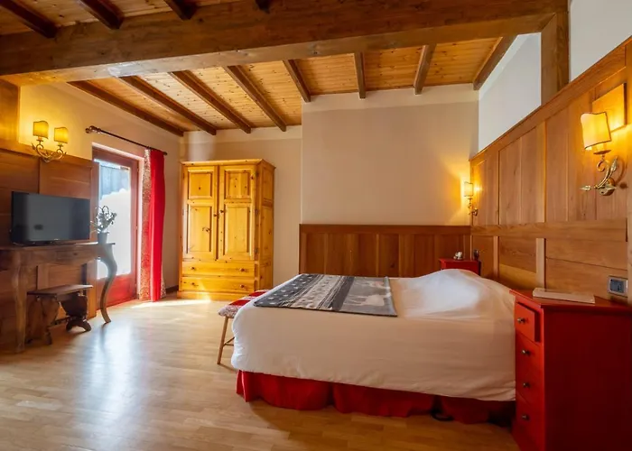 Hotel Alpine Forest Champoluc