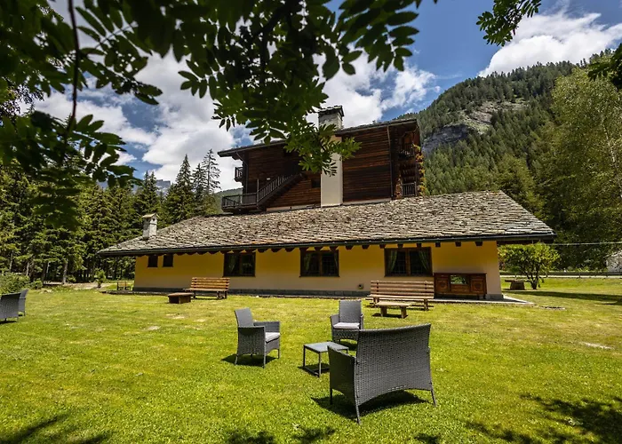 Alpine Forest Hotel Champoluc